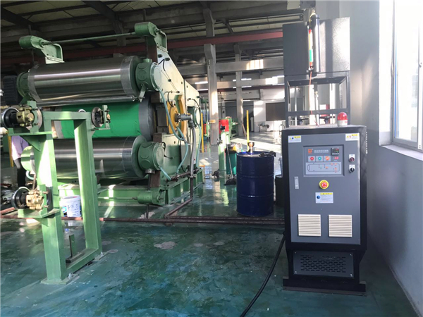 輥筒電加熱導熱油爐